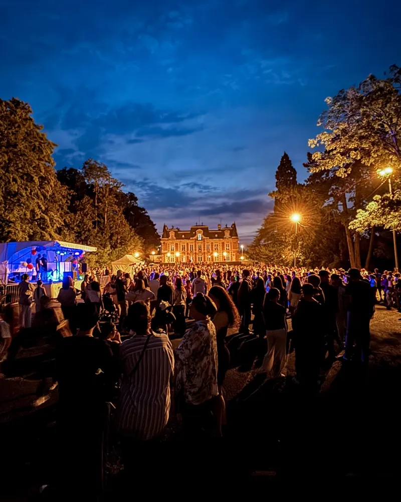 Spectacle de drones lumineux pour la Fête Nationale à Nogent-sur-Oise